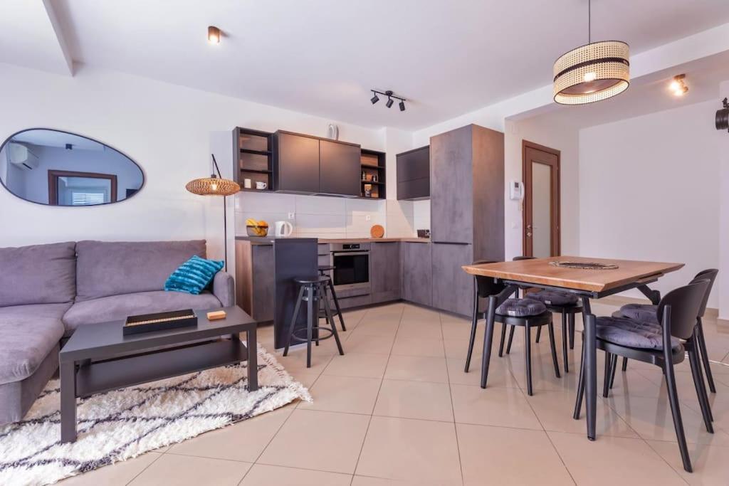 Stylish Two Bedroom Apartment&Garage Parking Place Dubrovnik Eksteriør billede