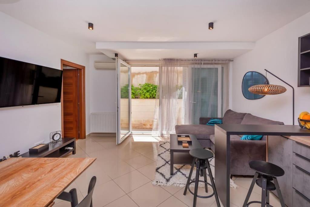 Stylish Two Bedroom Apartment&Garage Parking Place Dubrovnik Eksteriør billede